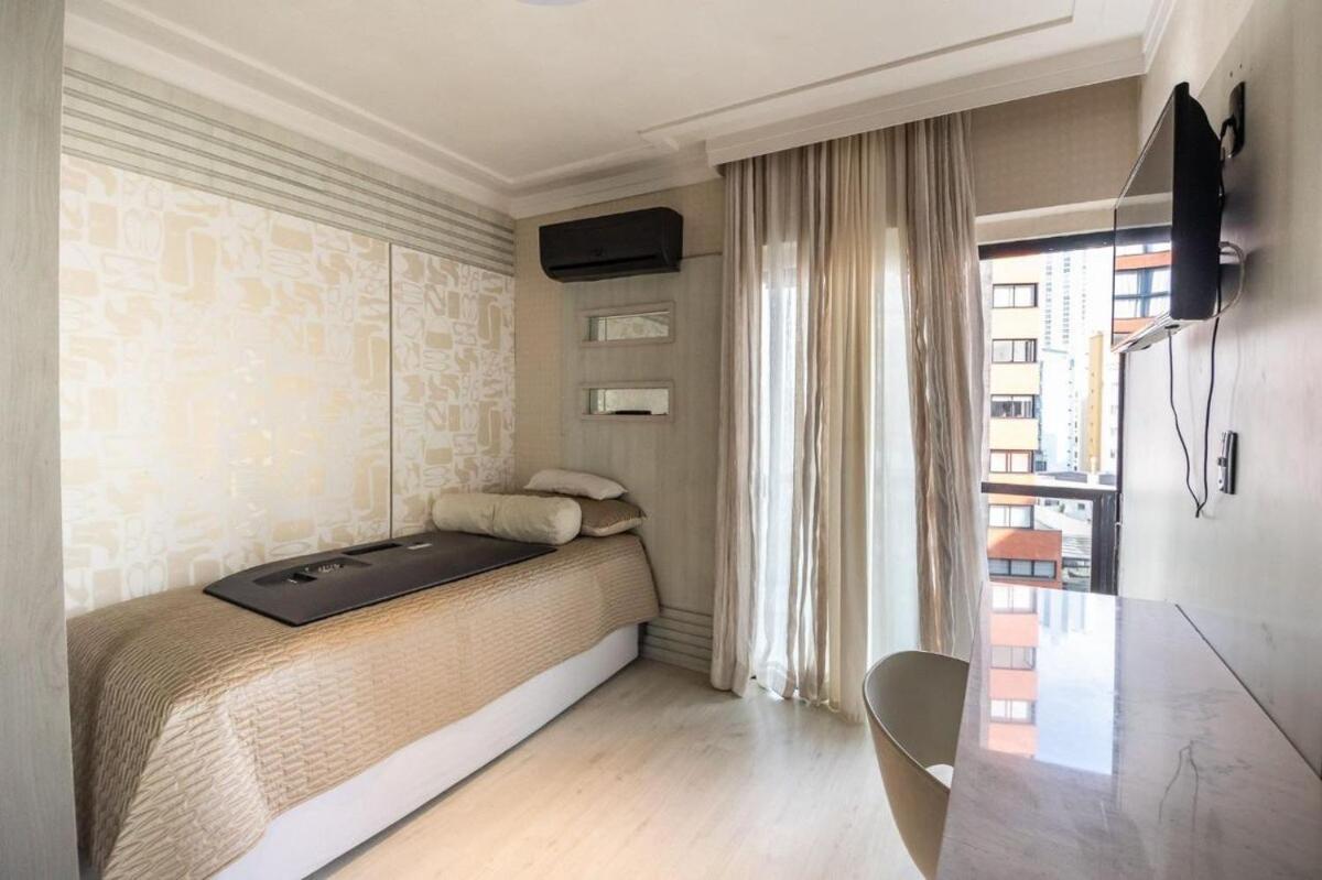 Apartamento Barra Sul Frente Mar *